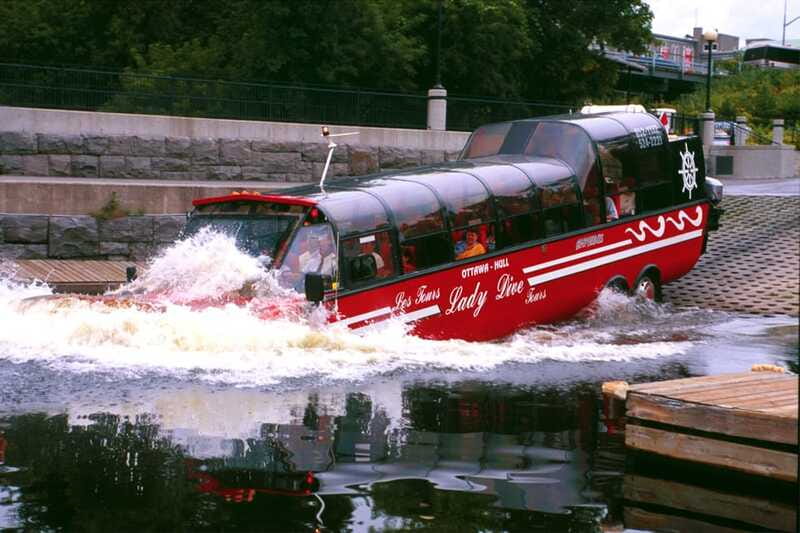 Ottawa: Bilingual Guided City Tour by Amphibious Bus - Price, timing, and what you receive