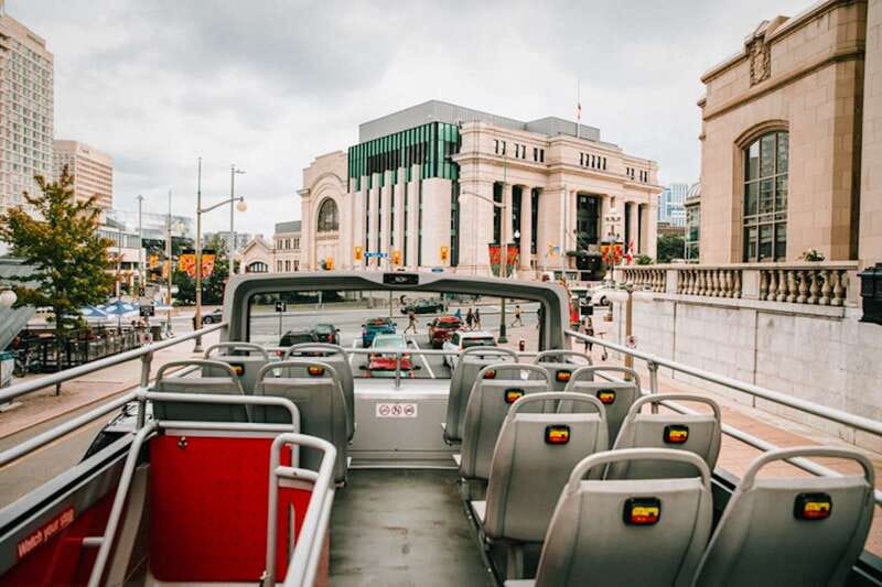 Ottawa: Hop-On Hop-Off Guided City Tour Pass - Museums and galleries without a car