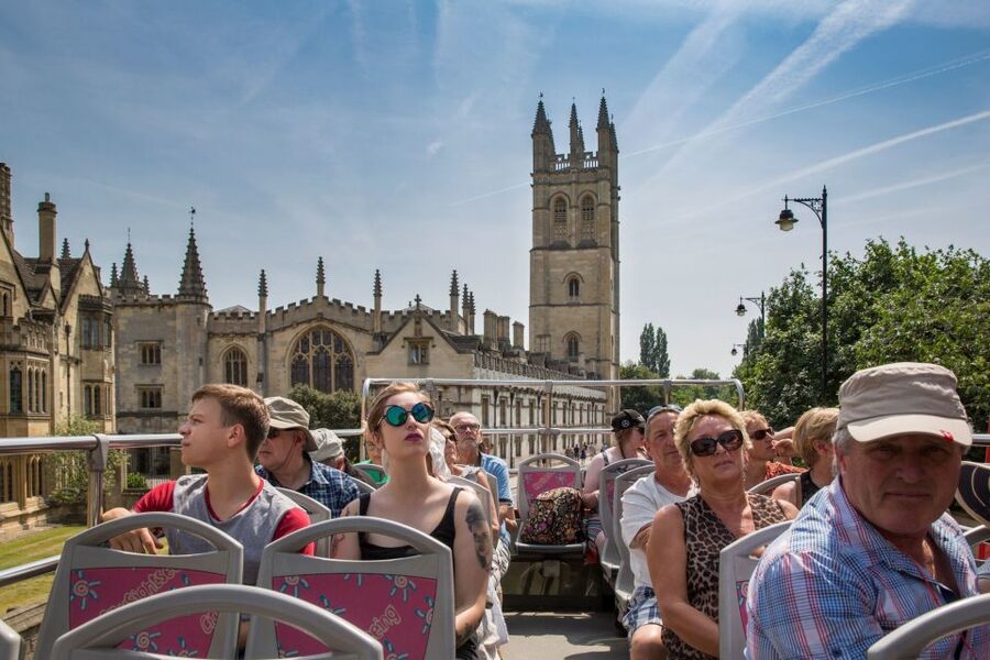 Oxford: City Sightseeing Hop-On Hop-Off Bus Tour - Christ Church and the central Oxford sights