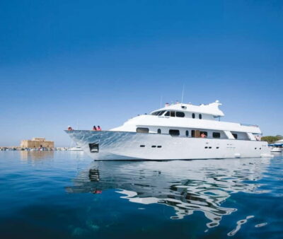Paphos: Adults Only Cruise with Drinks, Food, Bus, Swim Stop