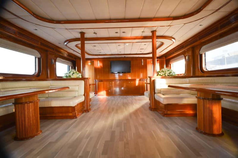 Paphos: Adults Only Cruise with Drinks, Food, Bus, Swim Stop - Should you book the Ocean Flyer?