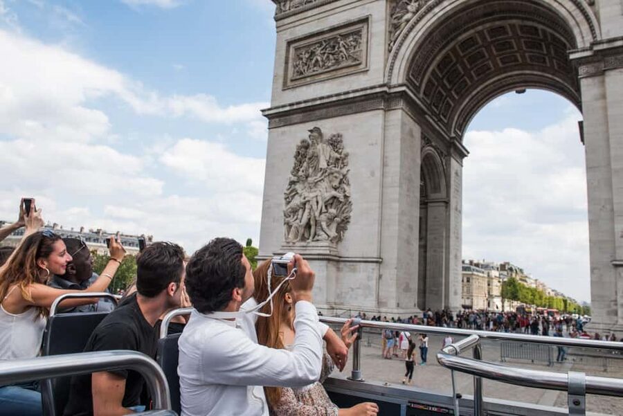 Paris: Arc de Triomphe Ticket & Big Bus Hop-on Hop-off Tour - Begin with one full bus loop