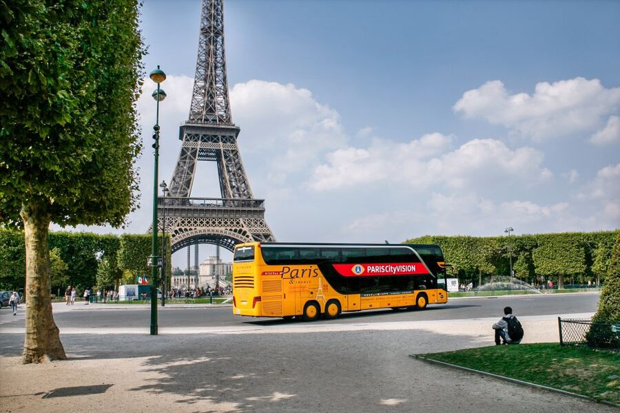 Paris: Audio-Guided Bus Tour & Seine River Cruise - Seeing Paris from a coach before the Seine