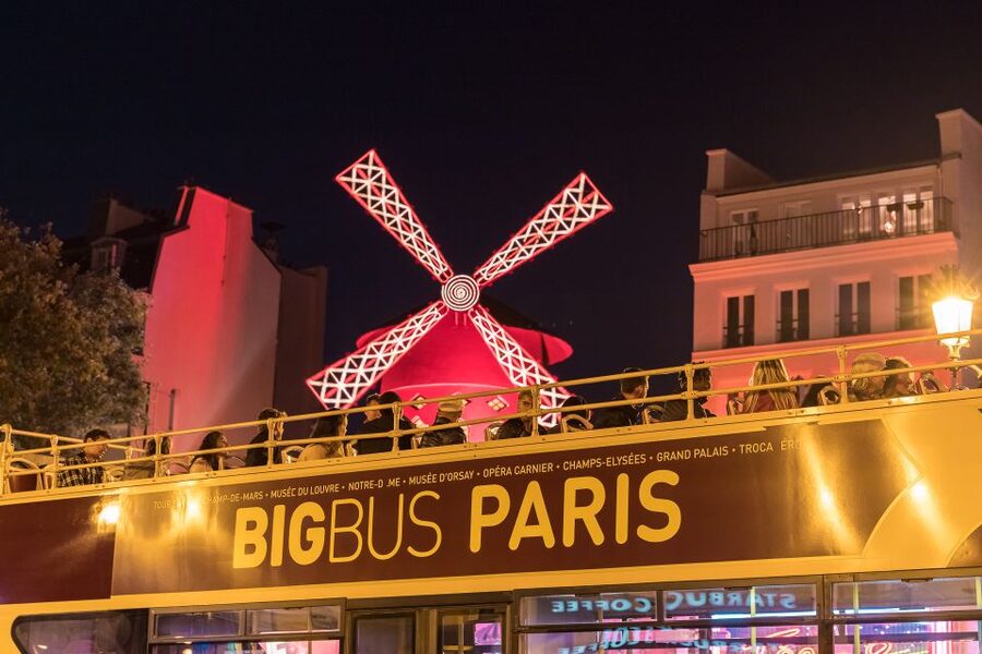 Paris: Big Bus Hop-on Hop-off Tour & Panoramic Night Tour - Who will get the most from this tour?