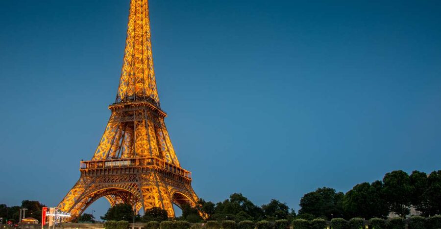 Paris: City Tour by Bus with Eiffel Tower & Optional Summit - The bus route, from grand boulevards to lit monuments