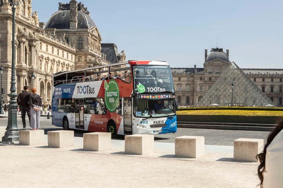 Paris: Discovery Hop-On Hop-Off and Paris by Night Tour - Start at Opera or choose a stop closer to you