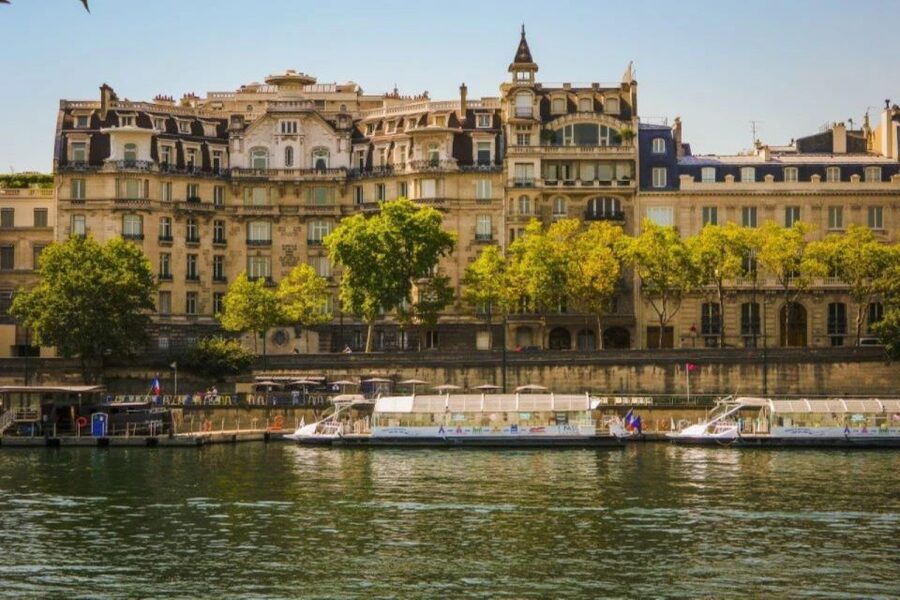 Paris: Eiffel Tower, Hop-On Hop-Off Bus, Seine River Cruise - Should you book it?