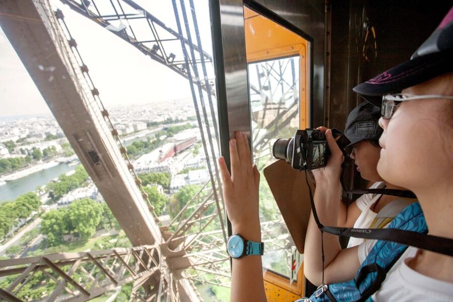 Paris: Eiffel Tower Tickets and City Bus Tour - Practical details that can make the day easier
