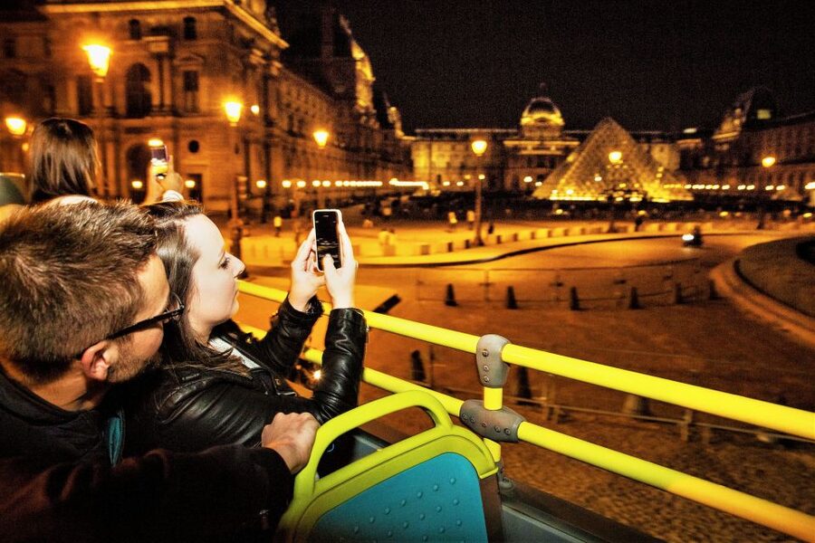 Paris: Tootbus Open-Top Christmas Bus Tour - Cold weather, seats, and the open upper deck