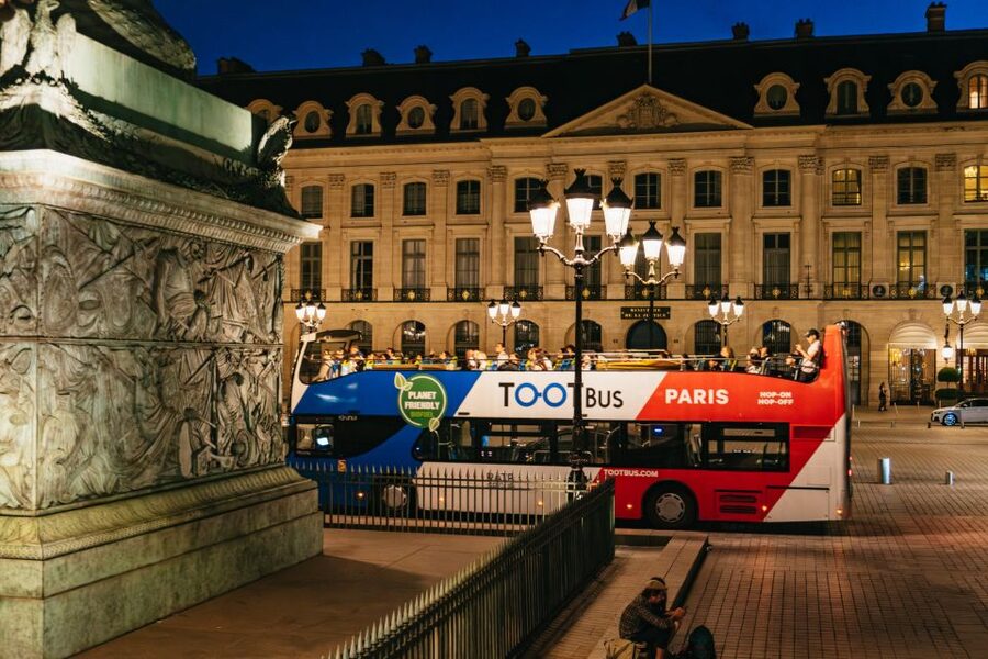 Paris: Tootbus Panoramic by Night Bus Tour with Audioguide - The Eiffel Tower sparkle