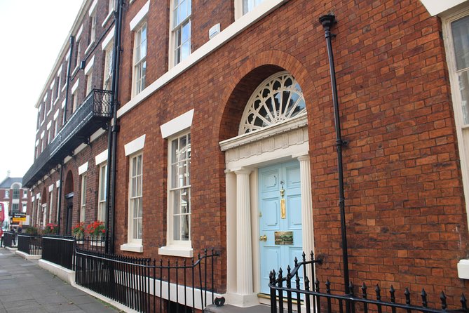 Peaky Blinders Coach Tour of Outer Liverpool & The Wirral - Key points to know before booking