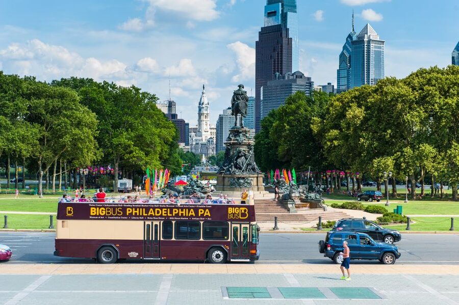 Philadelphia: Double-Decker Sightseeing Bus Tour - Reading Terminal Market, City Hall, and Love Park