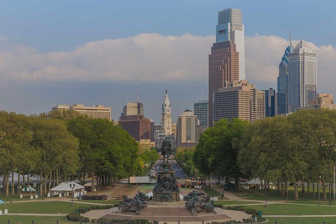 Philadelphia Hop-On Hop-Off City Tour - The Rocky Steps and Logan Circle