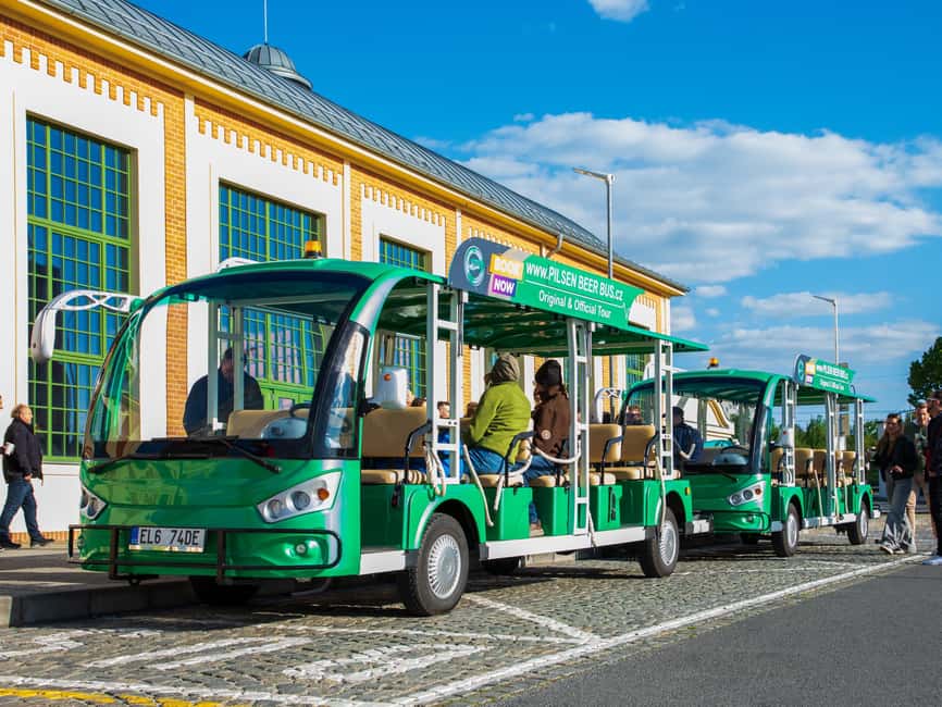 Pilsen: Panoramic Sightseeing - Bus Tour with audio guide - The historic center from a panoramic seat