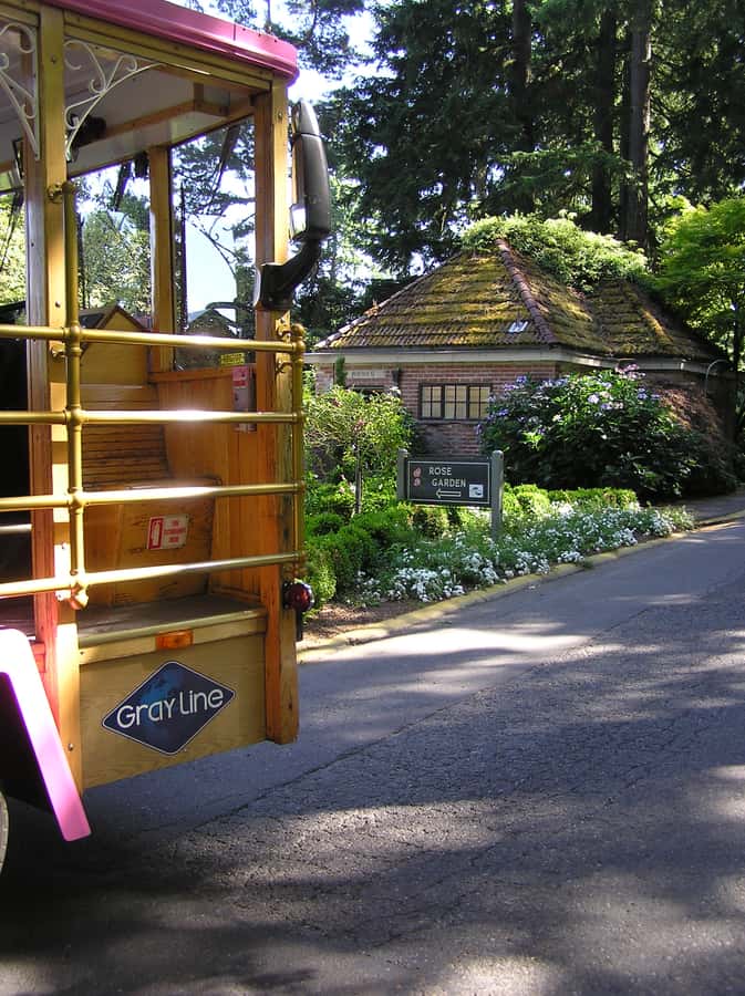Portland, Oregon: Pink Trolley Hop-On Hop-Off Tour - Starting at 846 Southwest Park Avenue