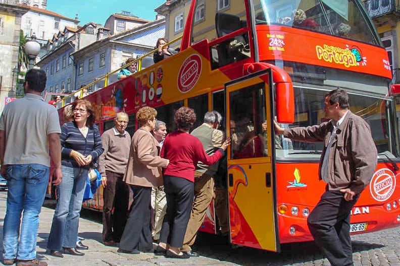 Porto: City Sightseeing Hop-On Hop-Off Bus Tour - Start at Batalha, then get your bearings