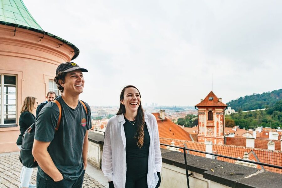 Prague: City Highlights By Bus, Boat, and on Foot - Guides, languages, and group atmosphere