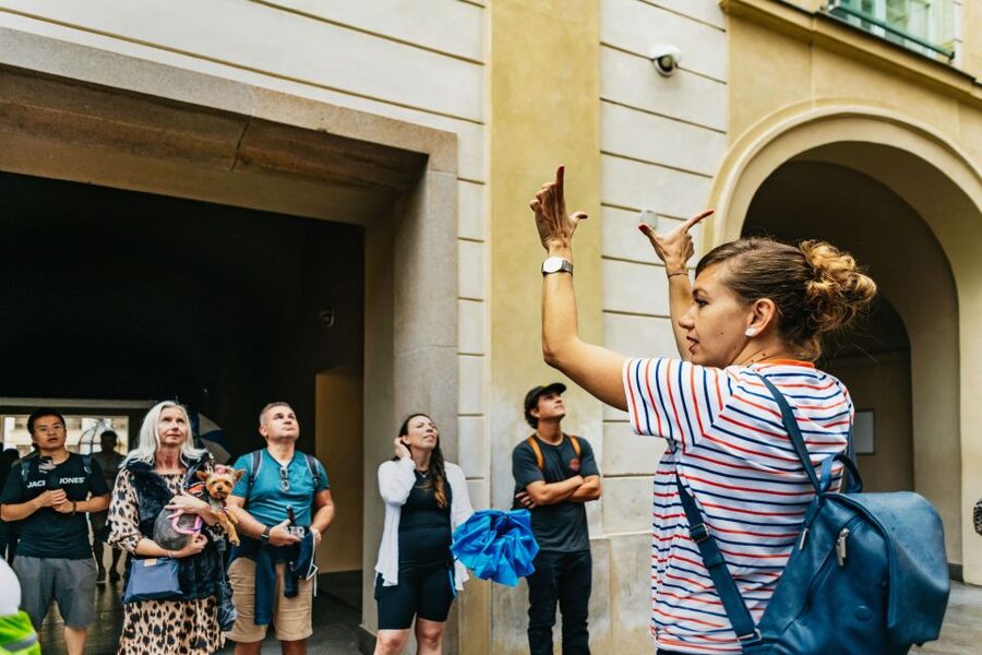 Prague: City Highlights By Bus, Boat, and on Foot - The minibus route through Prague’s center