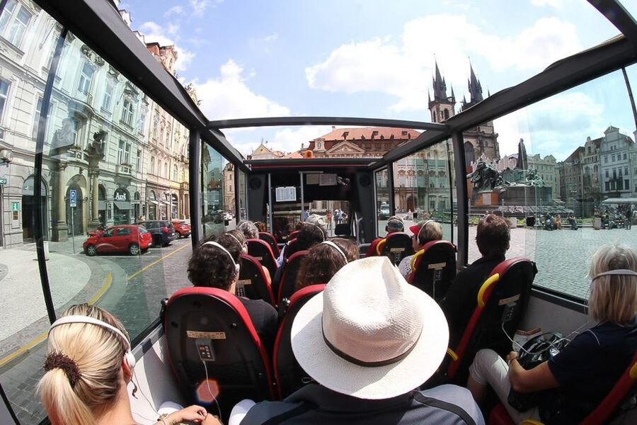 Prague: Historic City Center Bus Tour with Top Sights - Lesser Town, Dancing House, and the return route