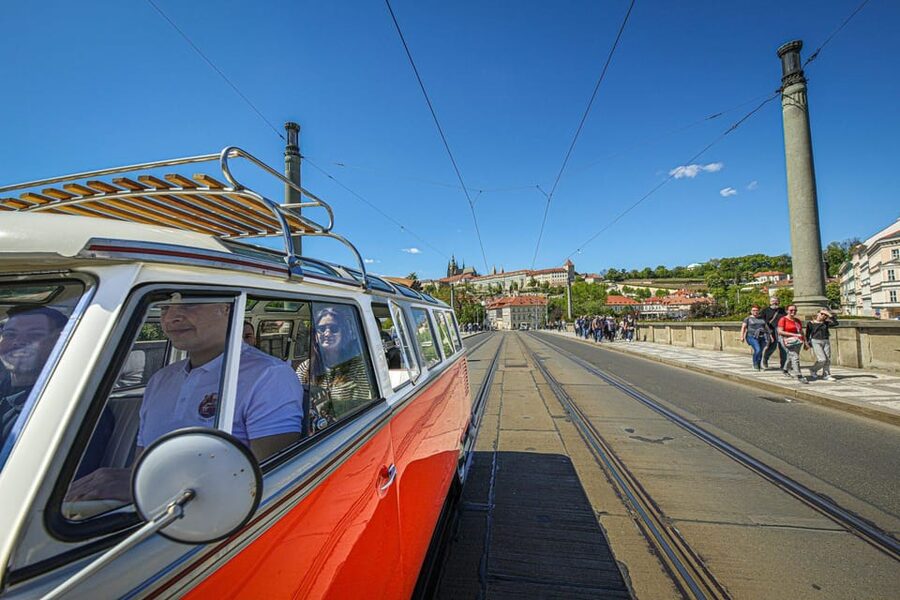 Prague: Private Sightseeing Tour in original VW Samba bus - Choosing between 40 minutes and 1.5 hours
