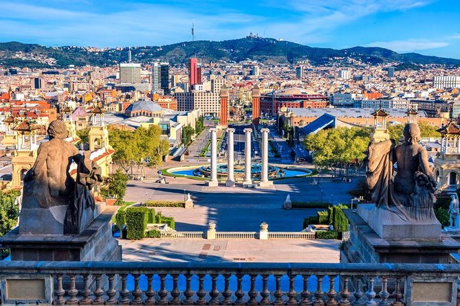 Private Customized Barcelona Tour by Mercedes VIP Bus and Personal Expert Guide - A smart way to see Barcelona in four hours