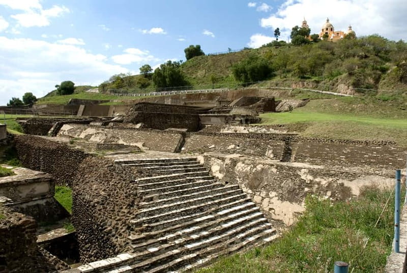 Puebla: Cholula Magical Town Tour by Double-Decker Bus - Local sights on the return route