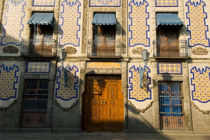 Puebla Sightseeing Tour by Double-Decker Tram - How to handle the audio commentary