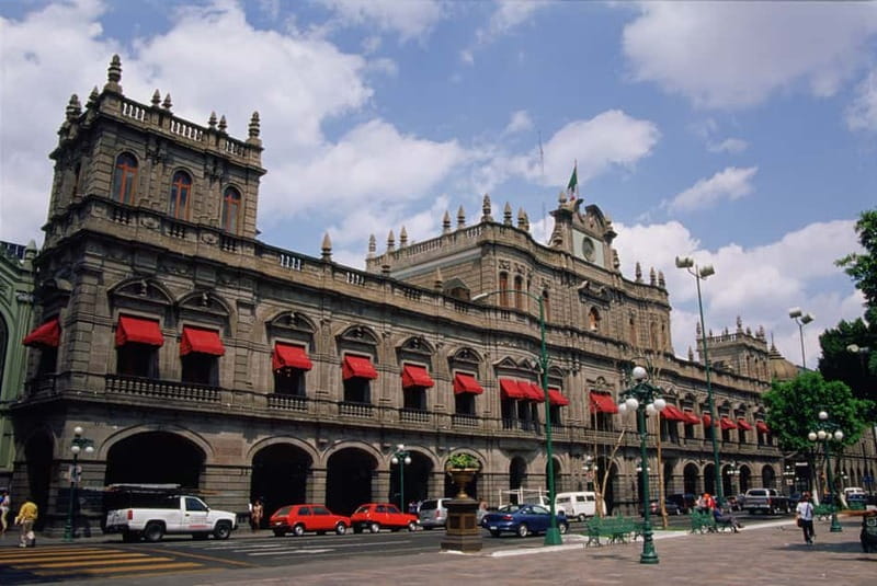 Puebla Sightseeing Tour by Double-Decker Tram - Palafoxian Library offers a glimpse of Puebla’s book culture