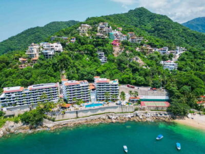 Puerto Vallarta: Hop-On-Hop-Off City Bus Tour