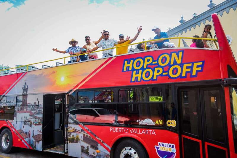 Puerto Vallarta: Hop-On-Hop-Off City Bus Tour - The stop-and-photo rhythm