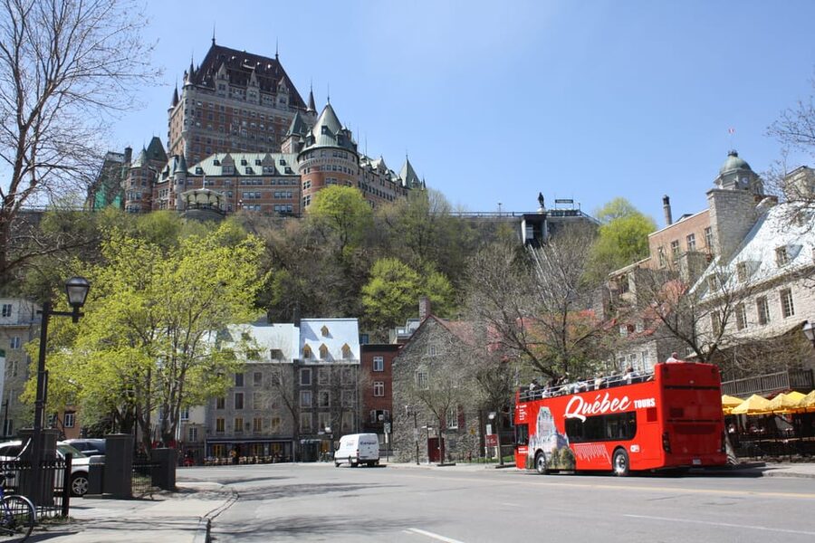 Quebec City: Hop-on Hop-off Open-Top Double Decker Bus Tour - Stops 6 and 7: The convention center and the capital observatory