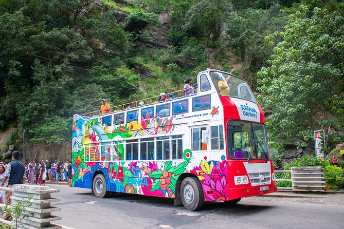 Ravana Odyssey Hop on Tour Ella to Ravana Falls - The guides can shape the whole mood
