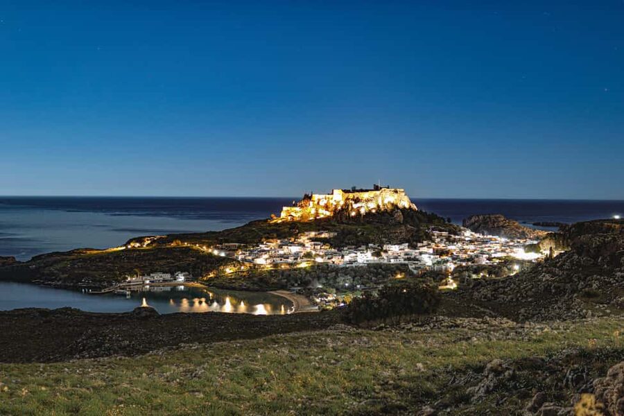 Rhodes: Lindos by night - Bus tour with free time to explore - A five-minute sunset stop above Lindos
