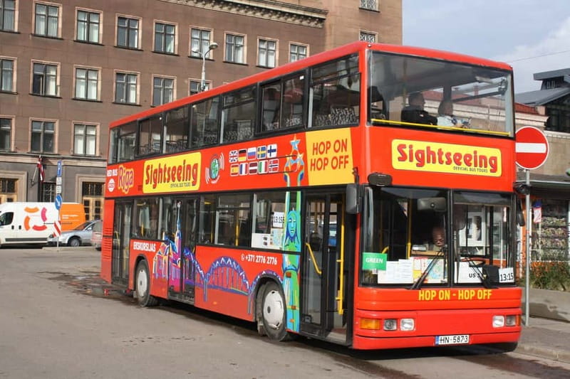 Riga: Hop-On, Hop-Off Tour - The Old City, Powder Tower, and Opera House