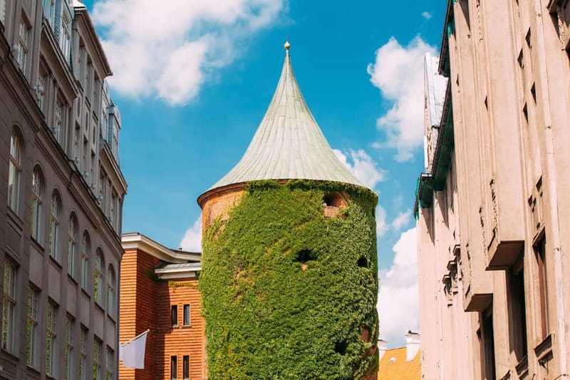 Riga: Hop-On, Hop-Off Tour - Kalnciema and the western side of the city