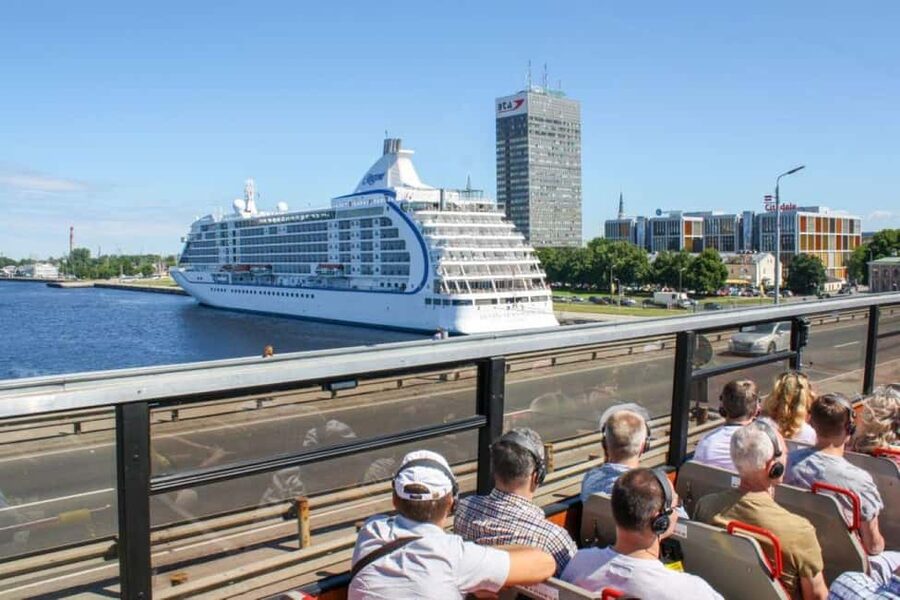 Riga: Red Bus Hop-On Hop-off Sightseeing Grand Tour - Pardaugava and the view across the Daugava