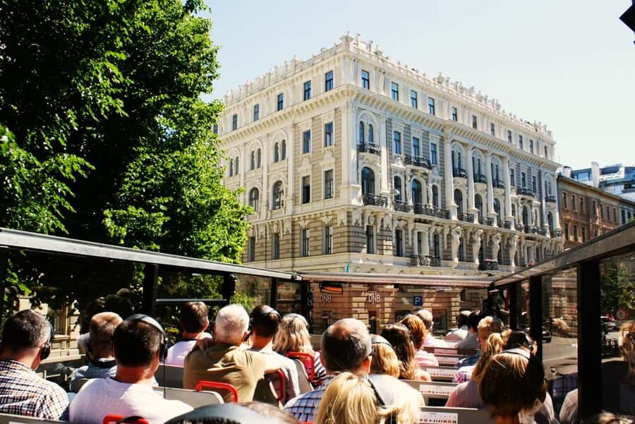 Riga: Red Bus Hop-On Hop-off Sightseeing Grand Tour - Art Nouveau Riga and Alberta Street