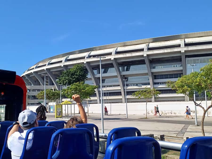 Rio Samba Bus: hop-on hop-off city tour in Rio de Janeiro - Aquarium, Sambódromo, and the longer city view