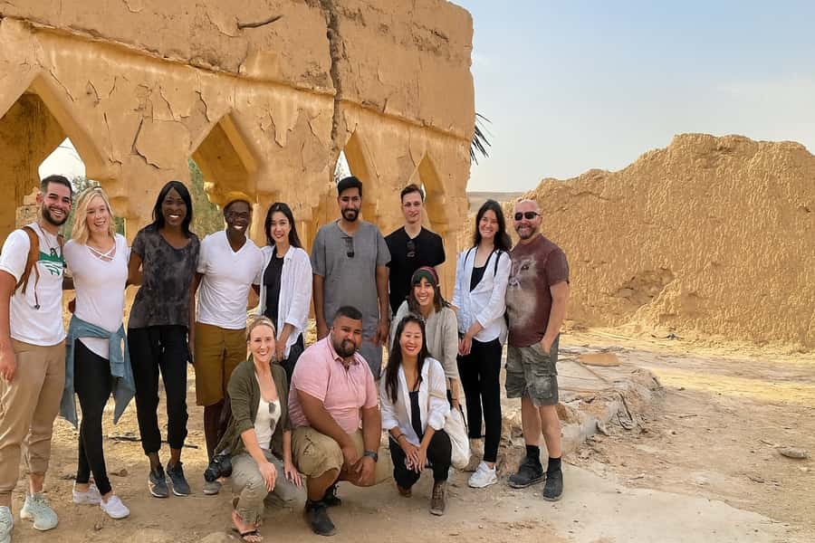 Riyadh Edge of The World and Bat Cave Visit by Bus - The journey from Riyadh to Jabal Fihrayn