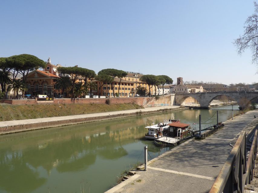 Rome: BigBus&RomeBoat Hop-On Hop-Off Bus and Boat Combo - Castel Sant’Angelo and the Vatican connection