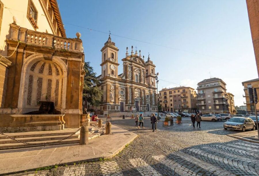 Rome: Castelli Romani Hop-on and Hop-off Tour - Key points at a glance