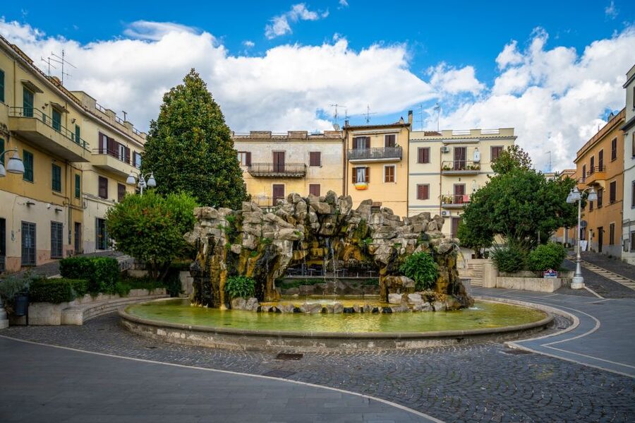 Rome: Castelli Romani Hop-on and Hop-off Tour - Saturday Line 1: Frascati to Castel Gandolfo Lake