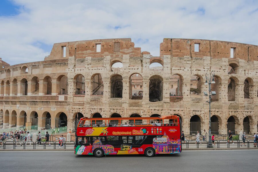 Rome: City Sightseeing Hop-on Hop-off Bus with Audioguide - Why the bus works well in Rome