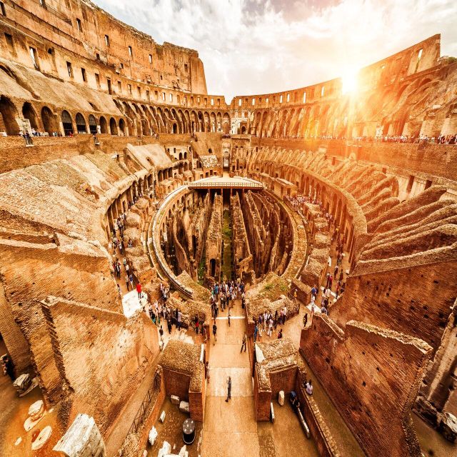 Rome: Colosseum Experience and Panoramic Bus Tour - Palatine Hill and the foundations of Rome
