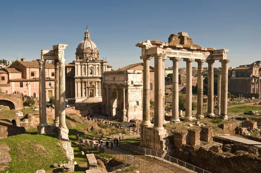 Rome: Colosseum, Roman Forum, Palatine Hill & Hop-on Hop-off - Starting at Mamertine Prison
