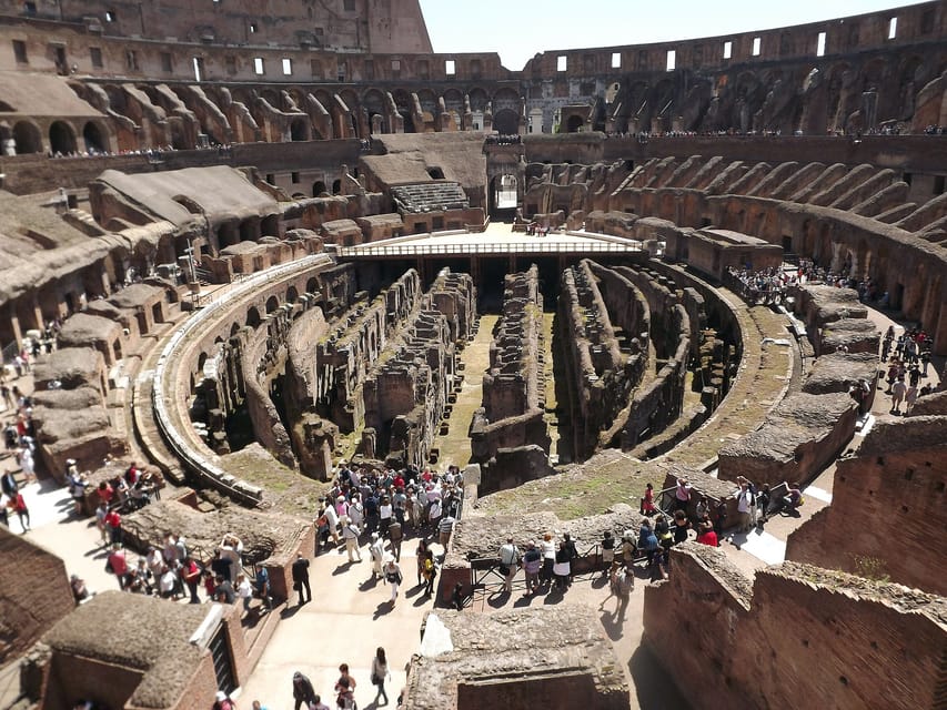 Rome: Hop-on Hop-off Bus Tour and Colosseum Experience - The meeting point and voucher details