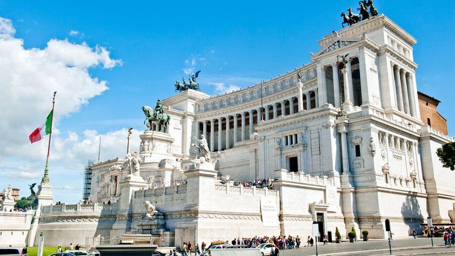 Rome: Hop-on-Hop-off Bus with Vatican and Sistine Chapel - Why a guide matters inside the Vatican