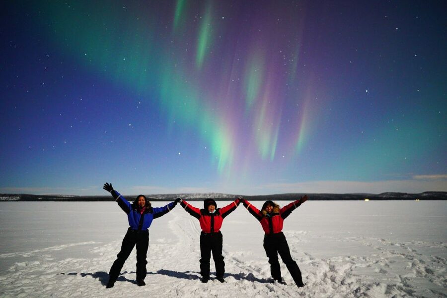 Rovaniemi: Hunting Northern Lights Bus Tour - Why the multiple stops matter