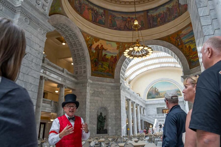 Salt Lake City: Ultimate Guided Sightseeing Tour by Bus - Why this tour works best as your first Salt Lake City outing