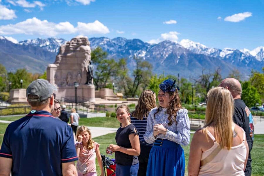 Salt Lake City: Ultimate Guided Sightseeing Tour by Bus - Riding the bus instead of fighting downtown traffic